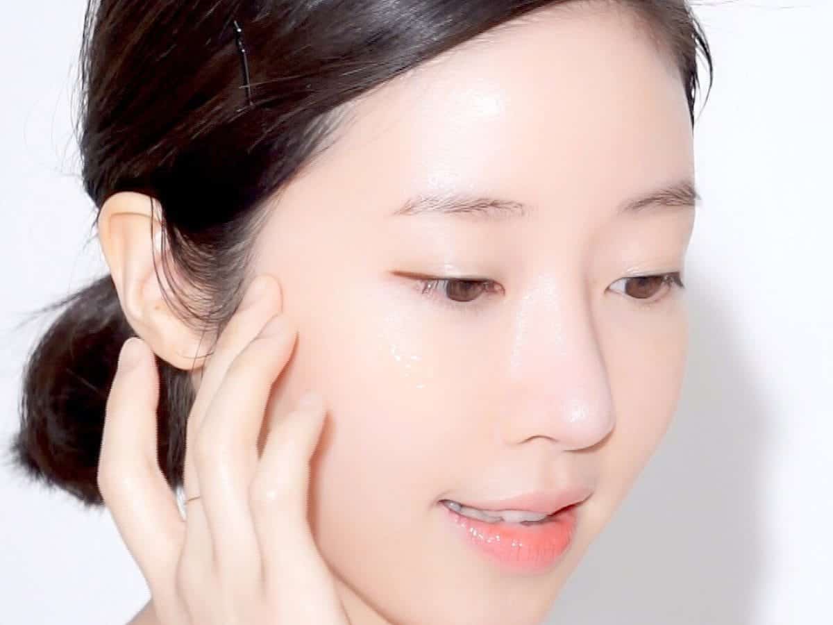Giải đáp: bôi serum trước hay kem dưỡng trắng trước?