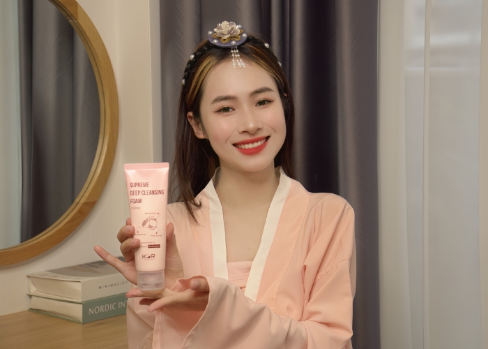 Review sữa rửa mặt KOR – sản phẩm được các cô nàng hiện đại yêu thích