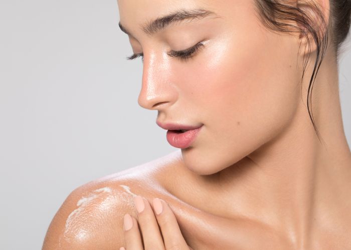 Tẩy tế bào chết body tại nhà bằng sữa tươi