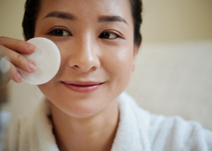 Giải đáp | Skincare không dùng toner có được không?