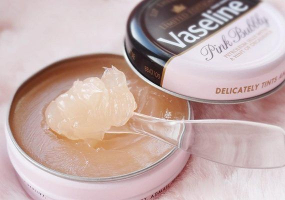 Thành phần chính trong mỹ phẩm Vaseline