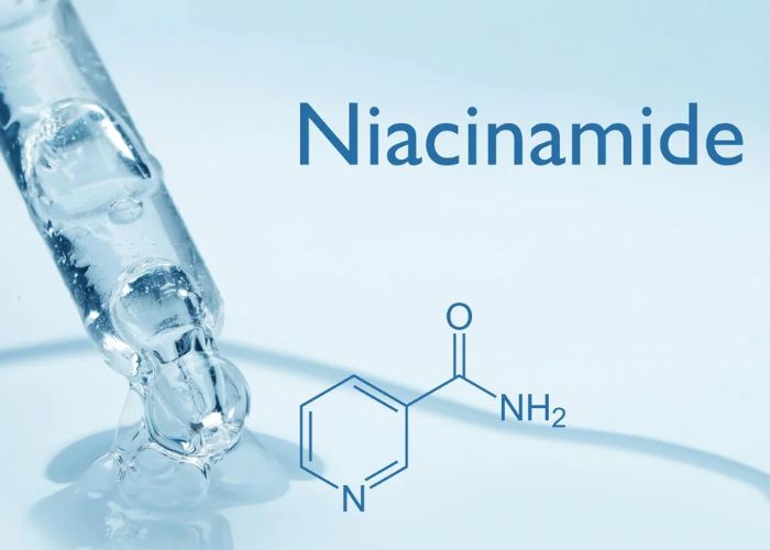 Công dụng của Niacinamide khi dùng buổi sáng