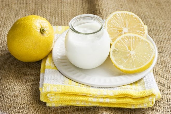 Chanh vàng và sữa chua không đường giúp da mịn màng, giảm thâm nám