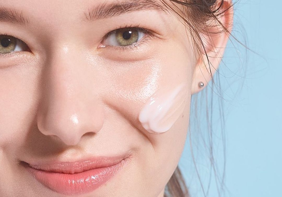 Vì sao kem dưỡng ẩm chứa Ceramide là “thần dược” cho da khô, da nhạy cảm