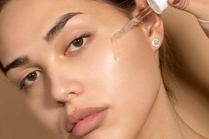 Thành Phần Kết Hợp Với Retinol Hỗ Trợ Chăm Sóc Da An Toàn