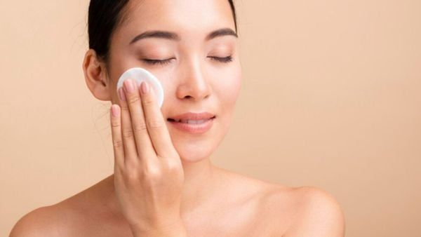 Khi nào bắt buộc phải dùng sữa rửa mặt sau tẩy trang