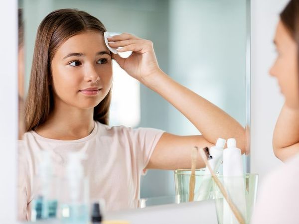 Bao nhiêu tuổi nên skincare? Quy trình chăm sóc da chuẩn theo từng độ tuổi